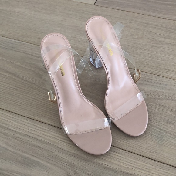 Like New! Clear Sandals, size 8.5 - Picture 2 of 4